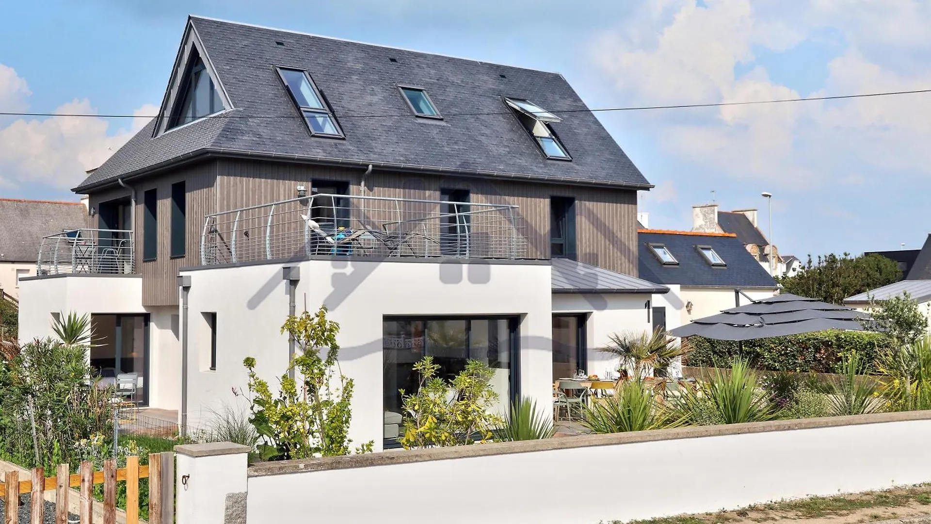 Localise - M14 - Caligourdaine - Maison D'Exception - Construction De 2024 - A 30M De La Mer Et Quelques Pas Des Plages - Exterieur Clos - 4 Places De Parking Privatives - Wifi Inclus - Draps Inclus - Centre Et Port A 7 Minutes A Pied Guilvinec